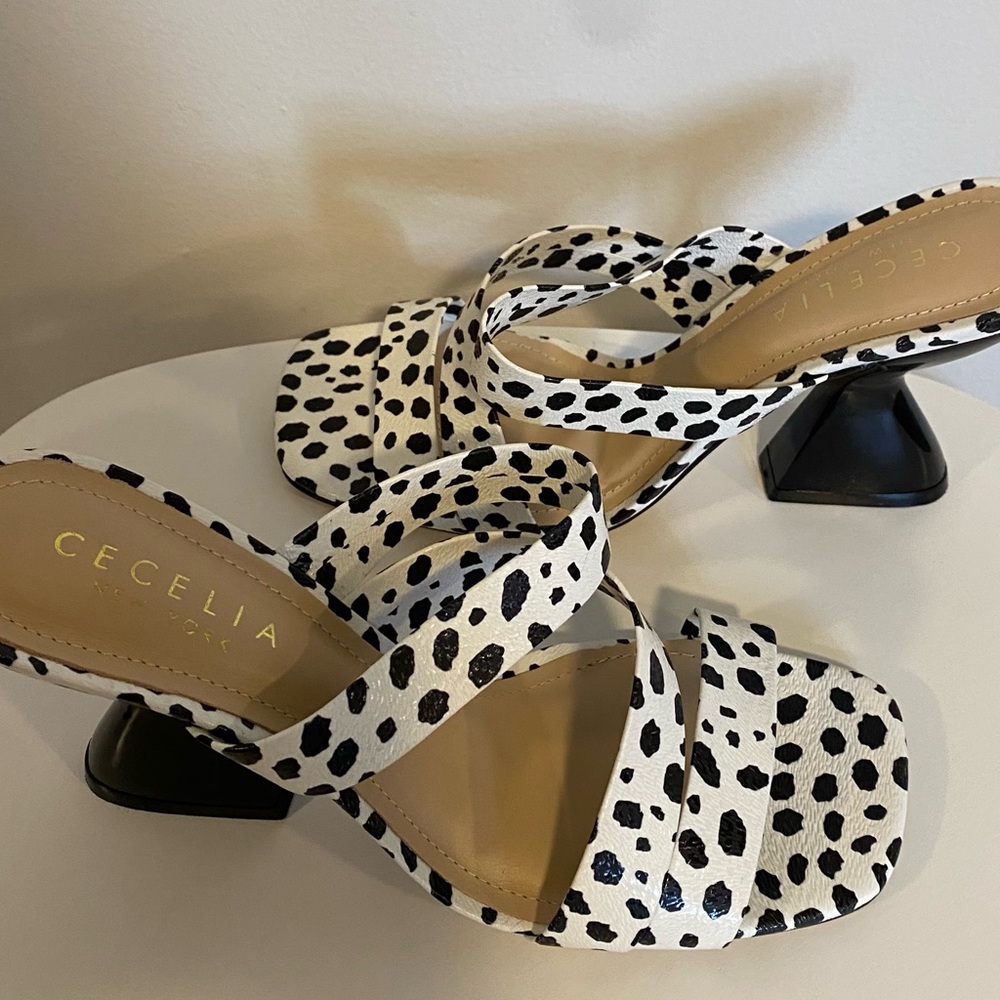 Cecelia New York Braxton Dalmatian Spot Square Toe Strappy Mule Heel Size 7
